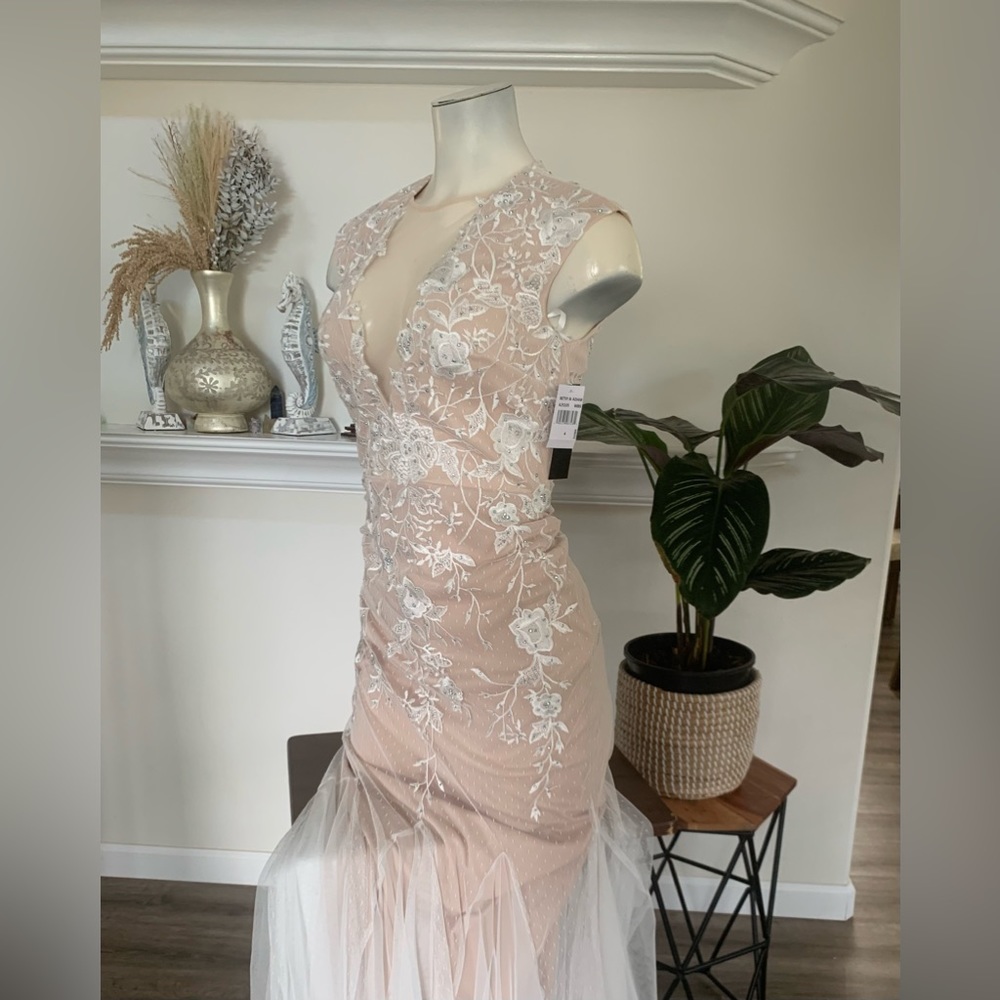 Betsy & Adam floral embroidered gown